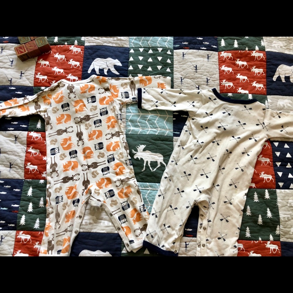HUDSON BABY set of 2 sleep & play outfits